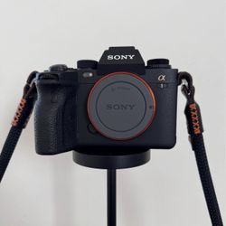Sony A1 Mirrorless 8k camera