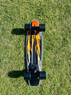 Penny Skateboard Flame 22" w/ Helmet