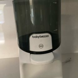 Baby Brezza
