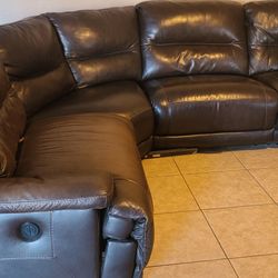 Leather Recliner 4 Piece Sectional