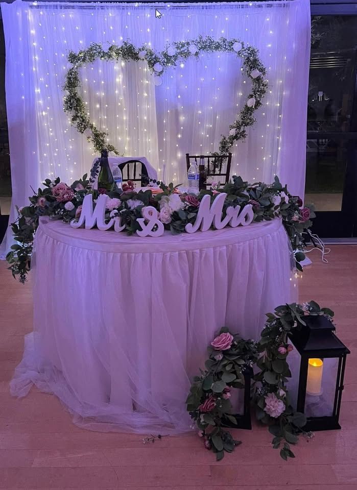 Wedding Sweetheart Table Decor