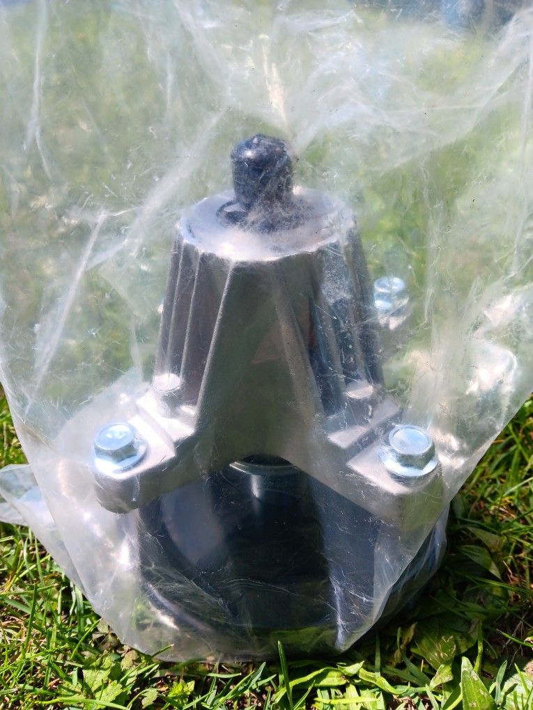 Spindle For Mtd And Cub Cedet