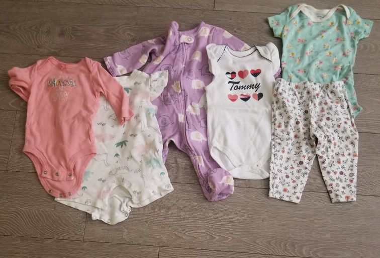 Baby Girl Clothes Between 3-6 Months w/ Newborn Pampers