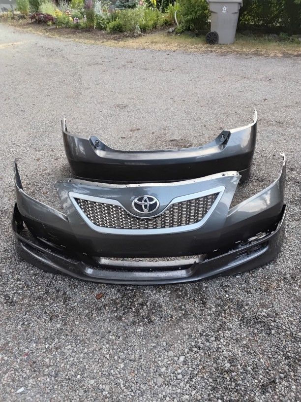 2008 Toyota Camry Front Bumper Rear Bumper SE Model