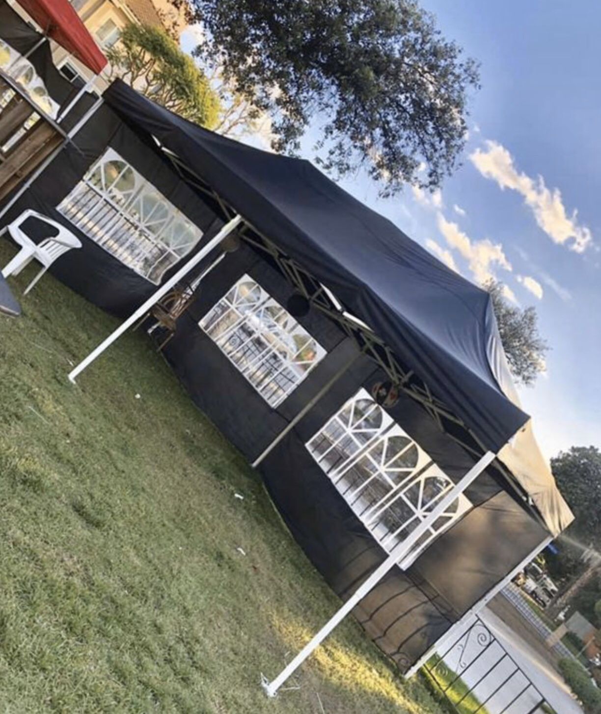 10x20ft POP UP CANOPY TENT WITH SIDE WALLS