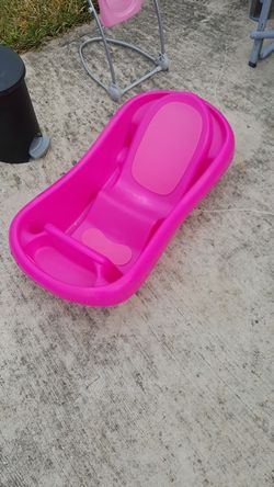 Baby bath tub