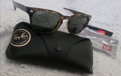 🚨🚨 RAY-BAN Polarized Sunglasses 🚨🚨