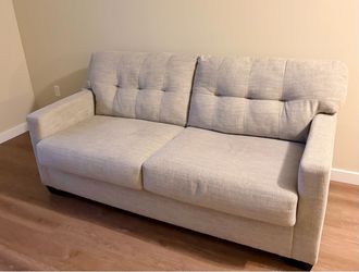 Ashley Mahoney Sofa – Pebble Gray