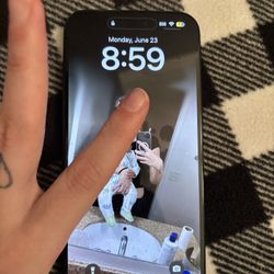 iPhone 15 Plus