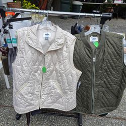 New XXL Old Navy Women's Vests