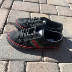 Gucci Shoes 
