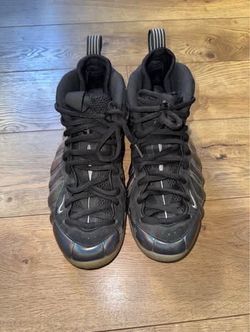 Nike Air Foamposite One Hologram Size 10