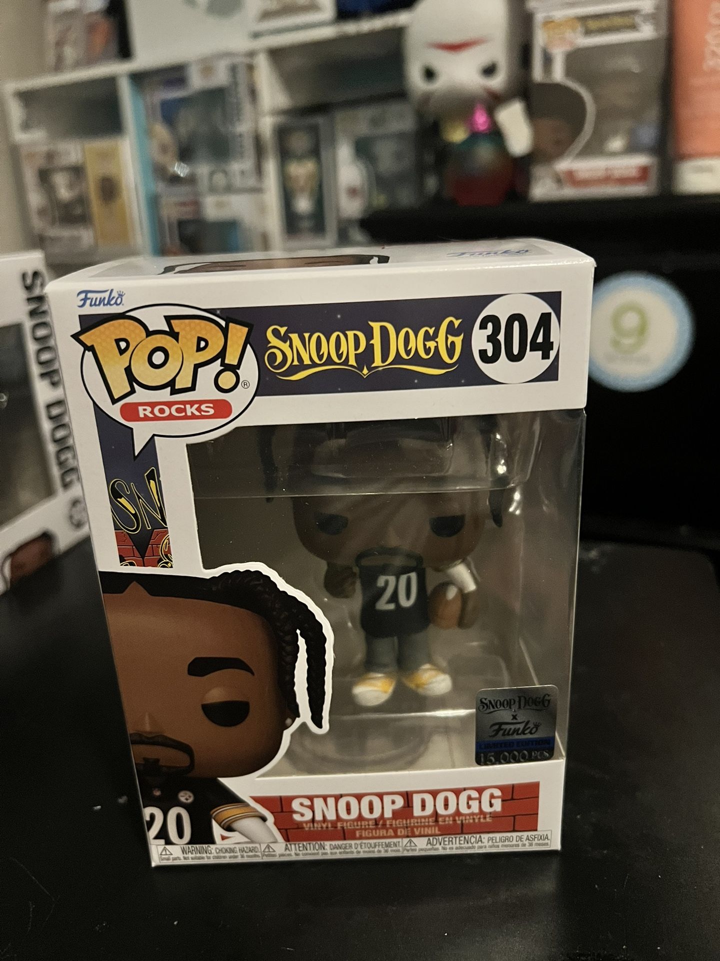 Funko Snoop Dogg Steelers Black Jersey Exclusive Vinyl Figure