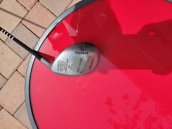 Adams tight lies strong 3 wood firm flex nice