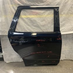 2021 2022 2023 2024 GMC YUKON RIGHT REAR DOOR SHELL