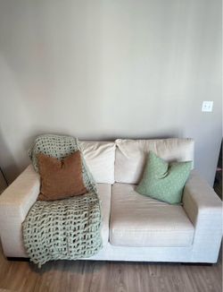 Ashley Furniture Maggie Loveseat[NEED GONE ASAP]