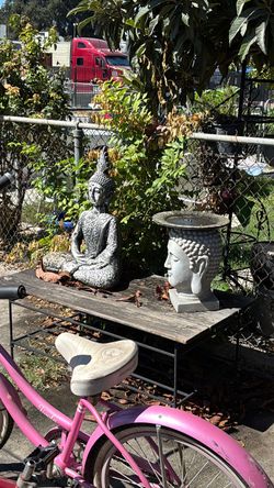 Asian culture statue ceramic