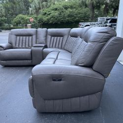 Sectional Couch/Sofa - 2 Recliners - Gray - Perazzi - Delivery Available 🚛