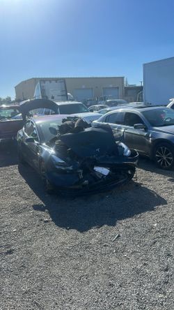 Tesla Model 3 part out