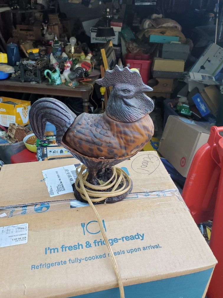 Vintage Rooster Table Lamp