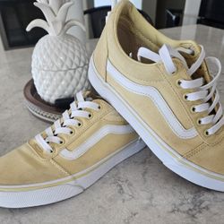 Women's VANS 8.5