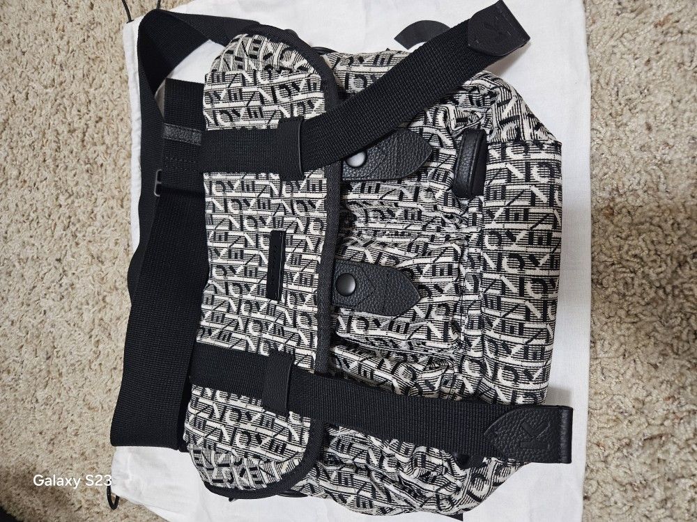 Kenzo Messenger Bag