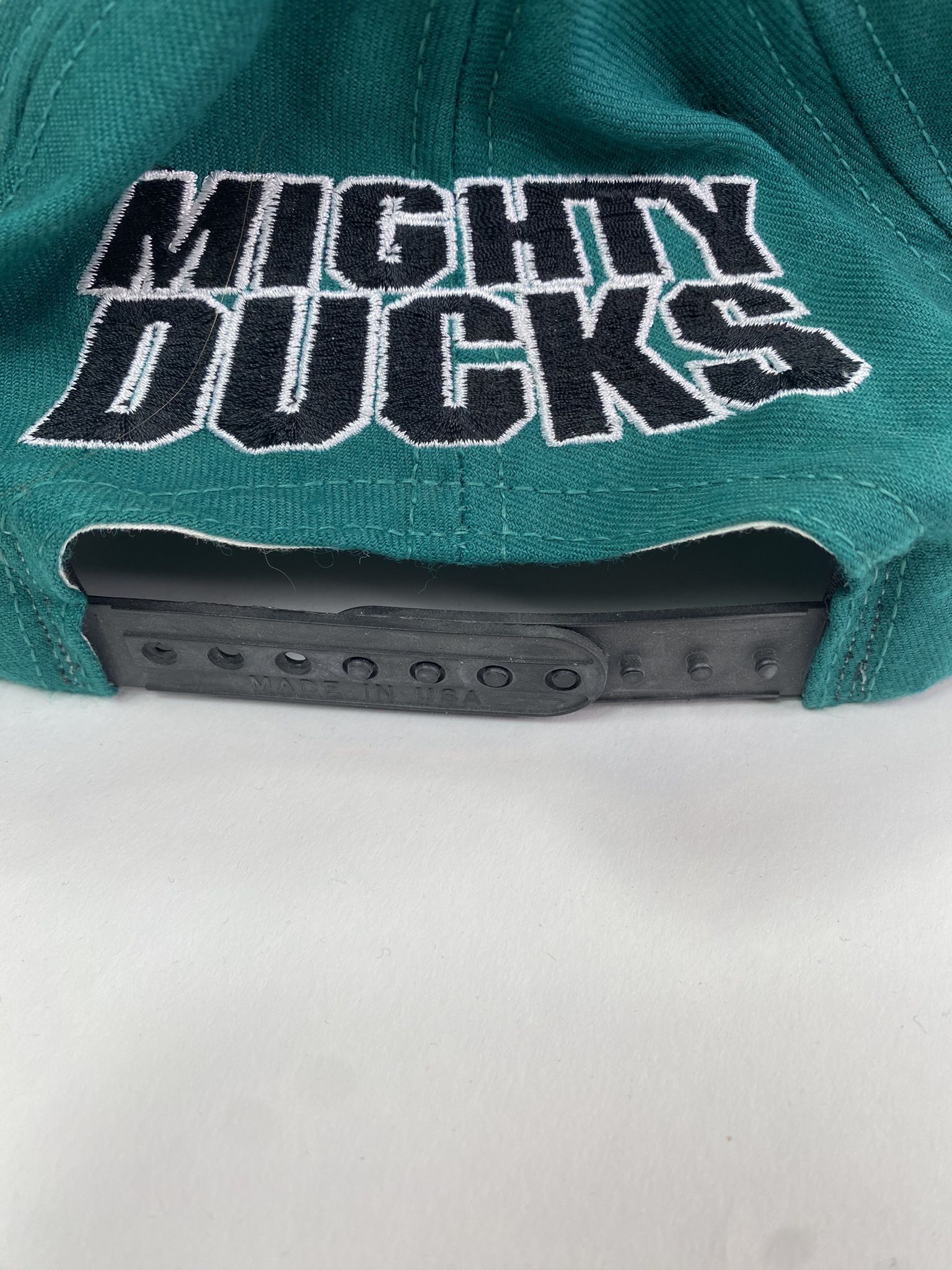 Vintage Anaheim Mighty Ducks 90s NHL Snapback Hat Cap for Sale in Tampa, FL  - OfferUp