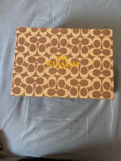Coach New York Signature Gift Box