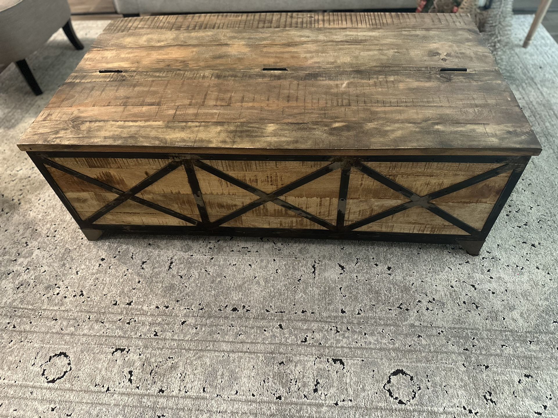 Barn Style Coffee table With Storage Space