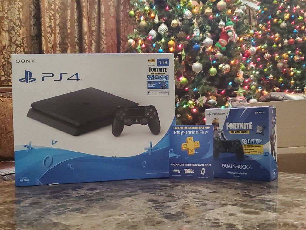 New playstation 4 with extra controller(Make best offer)