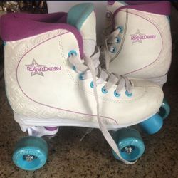  Roller Derby Women’s Skates Sz 6 