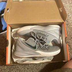 Kyrie Flytrap 2