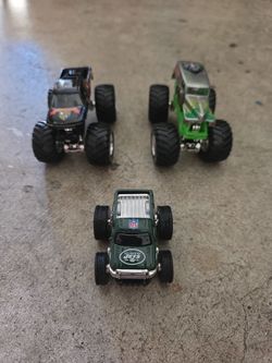Free Toy Monster trucks