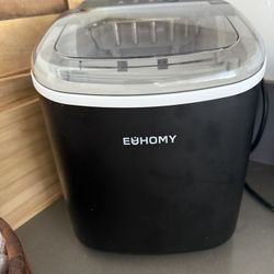 Countertop Ice Machine