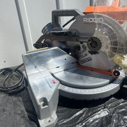 RIDGID 15 Amp 10 in. Corded Dual Bevel Miter Saw with LED Cut Line Indicator