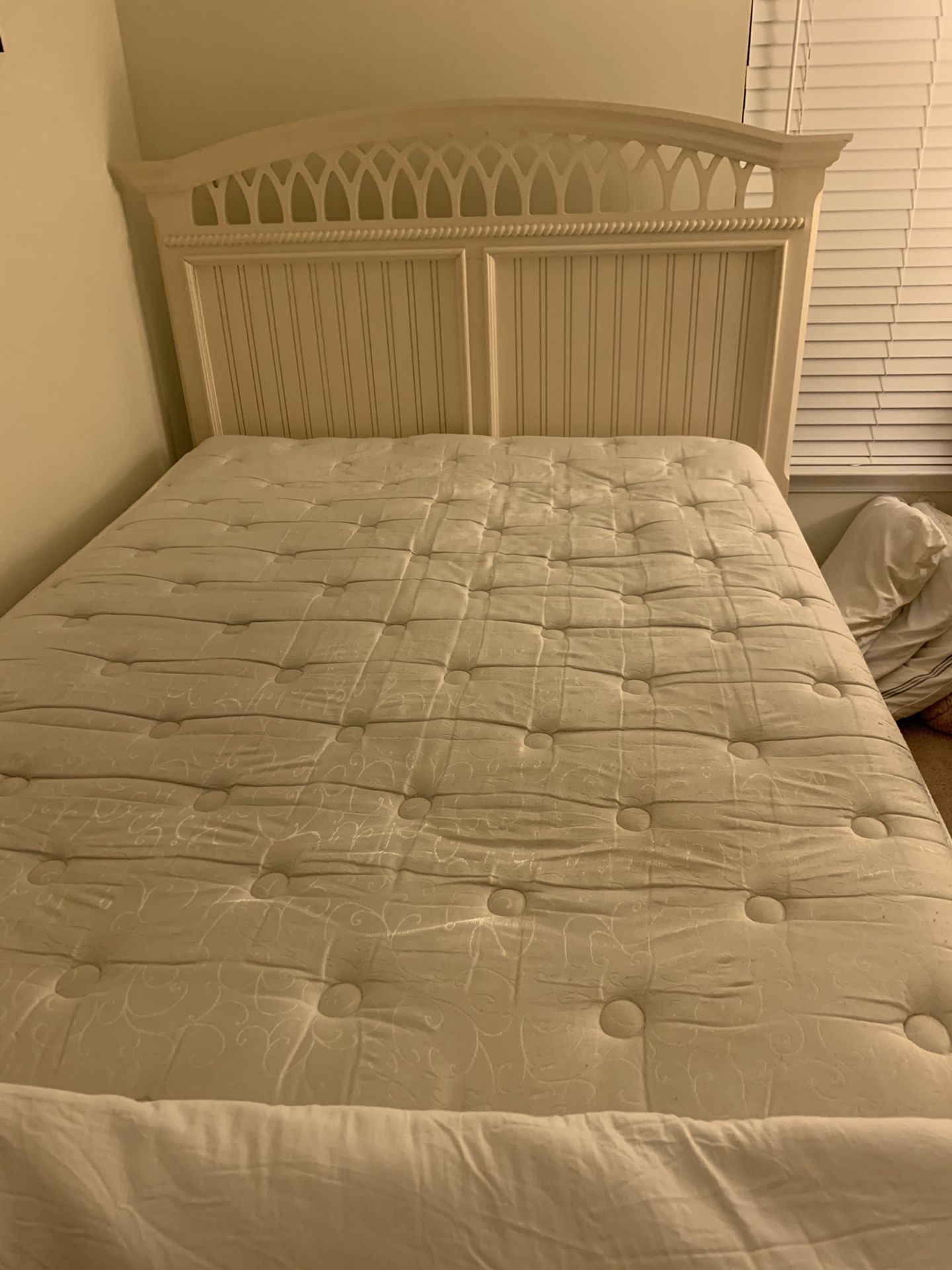 Haverty’s bedroom furniture for Sale in Virginia Beach, VA OfferUp