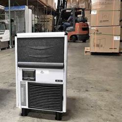 Ice Maker NSF 68 lbs Restaurant ice Machine SK-31A