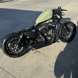 Harley Davidson XL883N