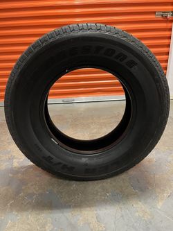 Bridgestone Dueler H/T P265/70R17 Tire