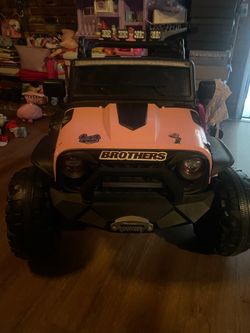 Kids ride truck