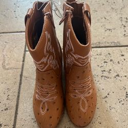 NWT Pawz girls Tan Embroidered Western Ankle Boots size 12