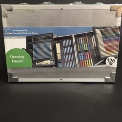 126 pc Drawing Set by Artist Loft 