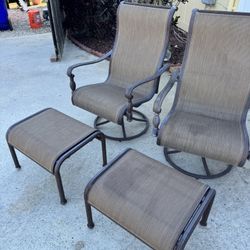 Outdoor Chairs And Ottomans 