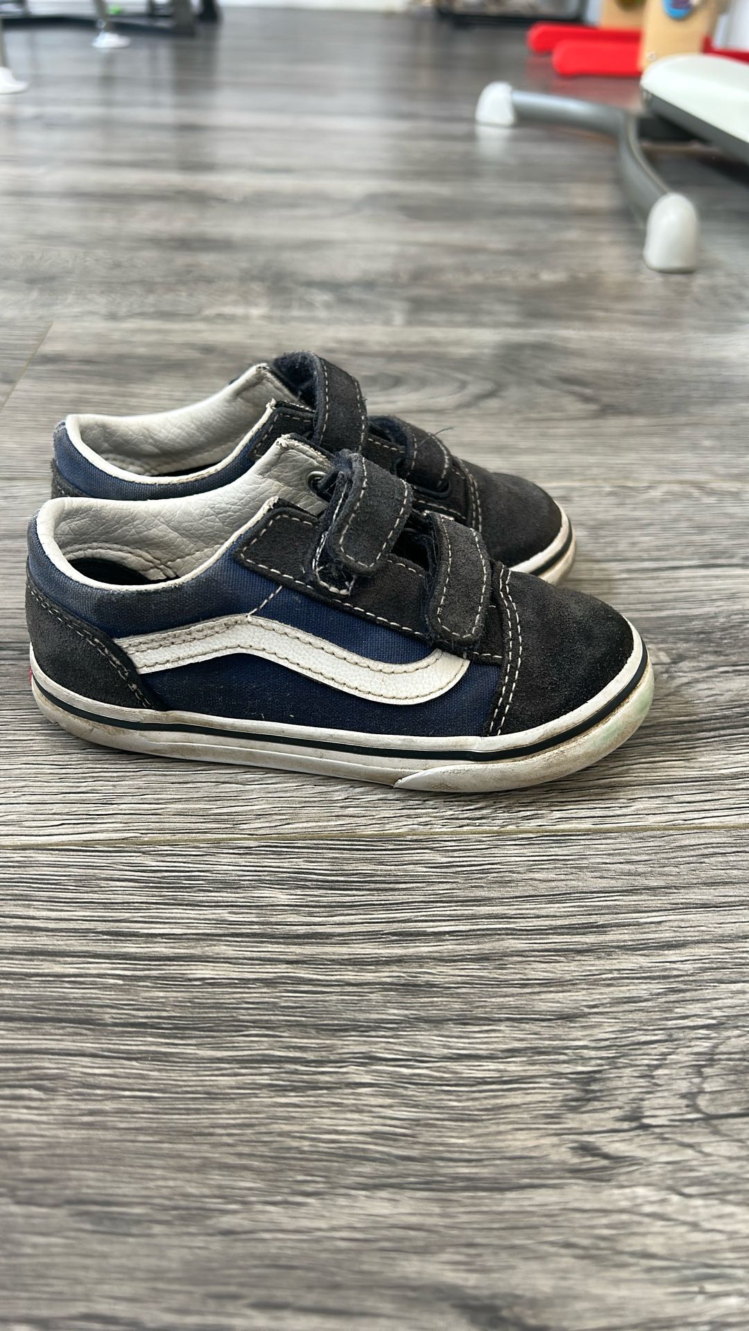 (Toddler) Boy Vans, Size 8 Toddler