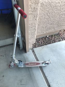 Razor scooter