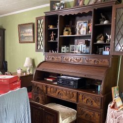 Antique Roll Top Desk/hutch  With Pullout Seat Storage Drawers In Seat