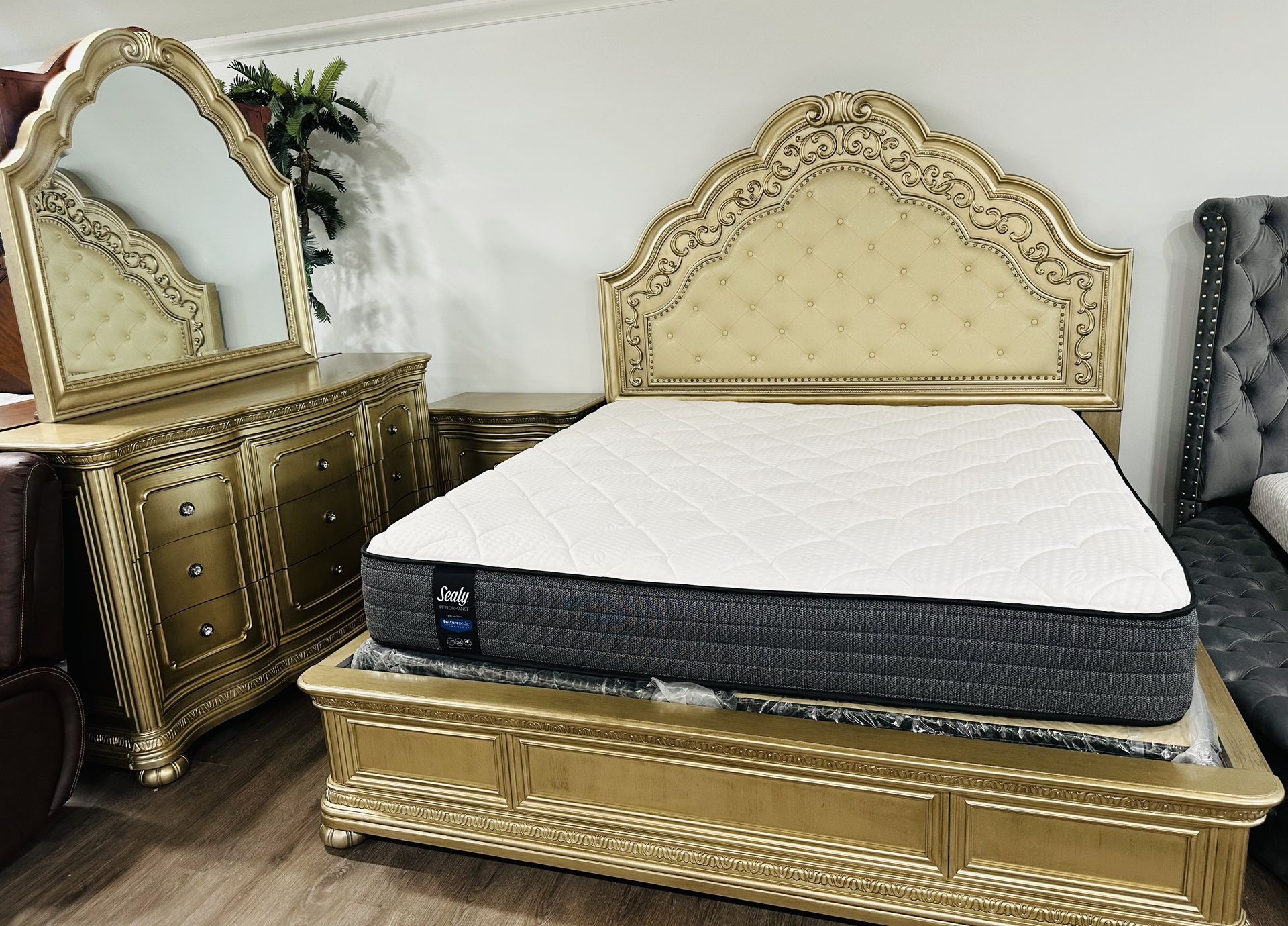 π₯π₯π₯HOT SALE ON 5PC BEDROOM SETS starting at $599 π²WOW!!π₯π₯π₯