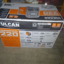 NEW VULCAN OMNIPRO 220 Industrial Multiprocess Welder with 120/240V Input