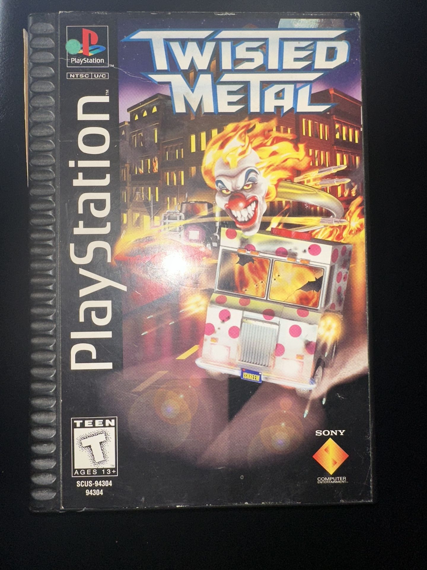 Twisted Metal (Long Box) - PS1 – Games A Plunder