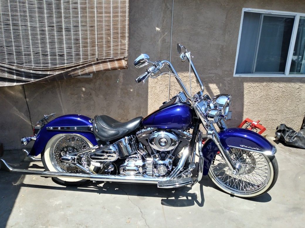 07 Softail Deluxe for Sale in La Puente CA OfferUp